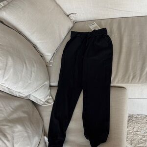 NWT Lululemon Stretch High-Rise Jogger, size 2